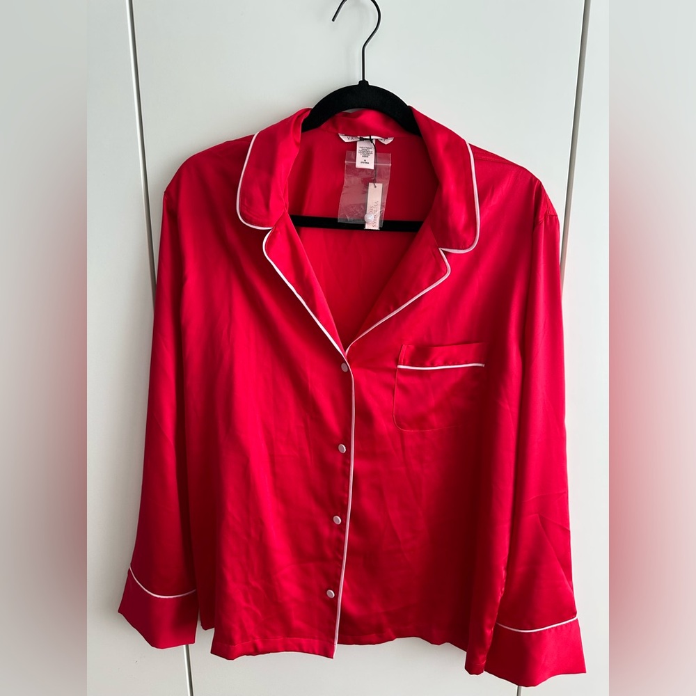 Victoria's Secret Red Satin Pajama 3 Piece Set Size M